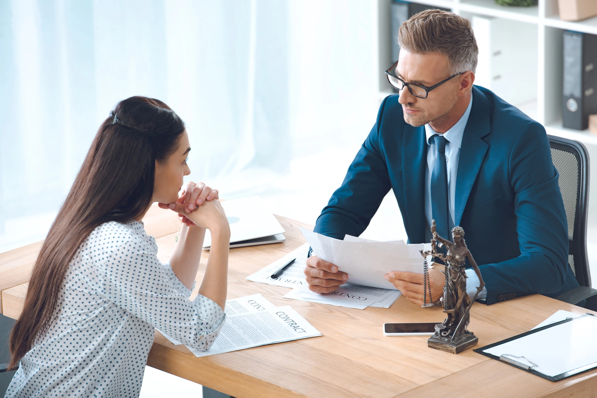 woman-talking-to-veterinary-practice-consultants