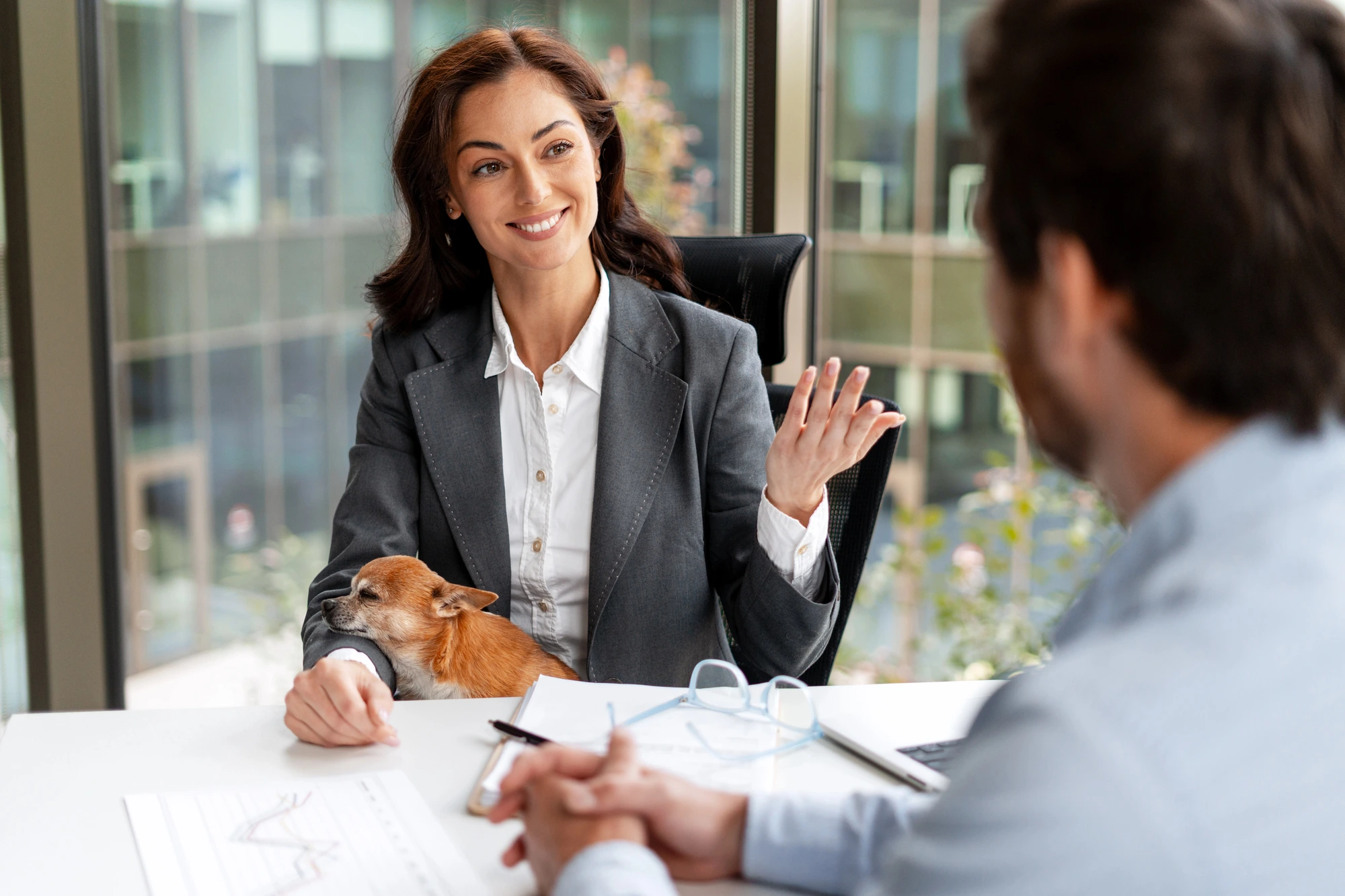 woman-discussing-buying-a-veterinary-practice